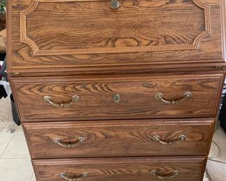 Dynamite Writing Desk