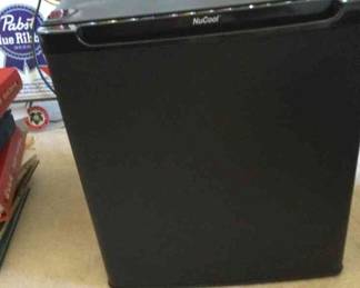 Nice NuCool Mini Fridge