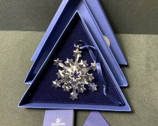 2004 Swarovski Holiday Ornament