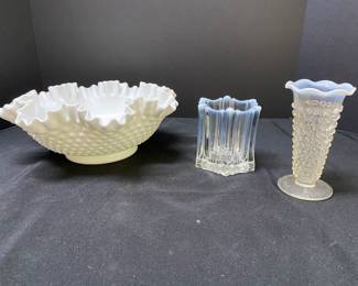 Fenton Hobnail Milk Glass Bowl 2 Milky Tip Pieces