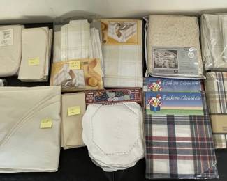 Tablecloths And Napkins