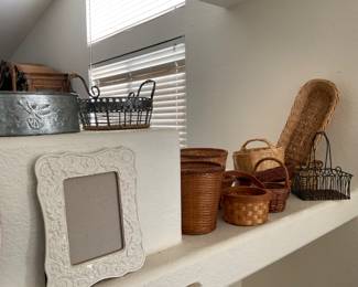 Decor, all small baskets .50 ea