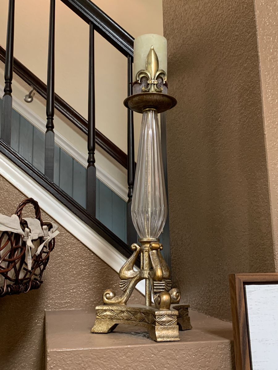 Estate Sale In Arlington starts on 9/15/2023