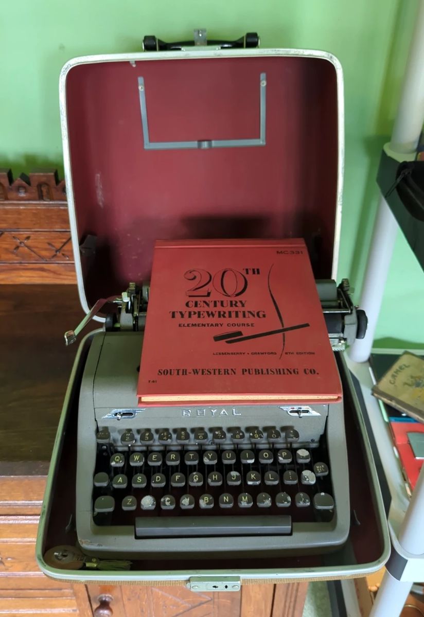 Royal Arrow Manual Typewriter, In Original Hard Sided Case, With 20th Century Typewriting Elementary Course Book
