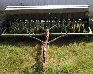 John Deere 8' Seeder Attachment, 147B, SN 3119N7