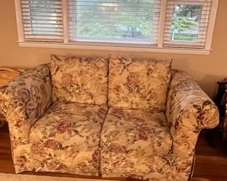 60" loveseat