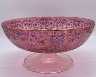 Lot 031   12 Bid(s)
Venetian Hand Painted Pink Glass Footed Bowl