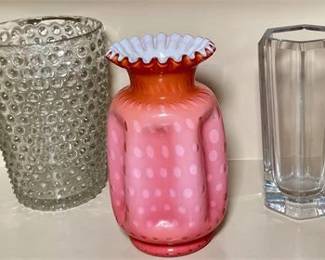 Lot 081   15 Bid(s)
Cranberry Milk Glass Vase and 2 Clear Glass Vases