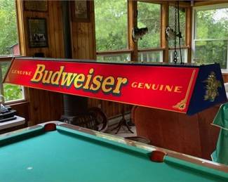 Lot 103   17 Bid(s)
Budweiser Pool Table Light