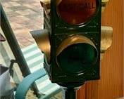 Lot 122   11 Bid(s)
Vintage Bar Traffic Light