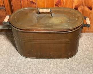 Lot 152   22 Bid(s)
Copper Pot with Lid