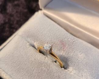 Diamond Solitaire 14k Ring