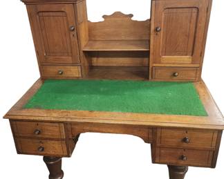 auction.busybeever.com