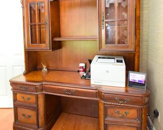 Aspenhome Napa 72" Credenza Desk And Hutch In Cherry