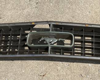 1973 Mustang Grill