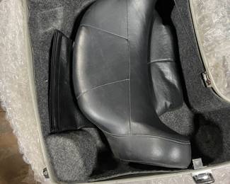 Harley Davidson Hard Cover with backrest and bar! 