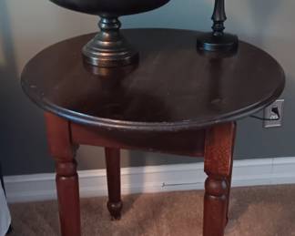 Small wood end table