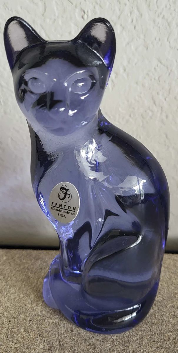 Purple Fenton Sitting Cat
