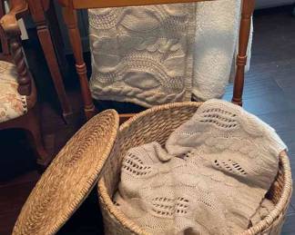 Blanket Rack Basket Throws