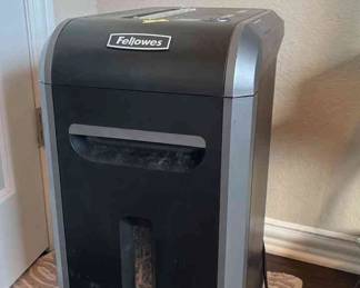 Fellowes Paper Shredder