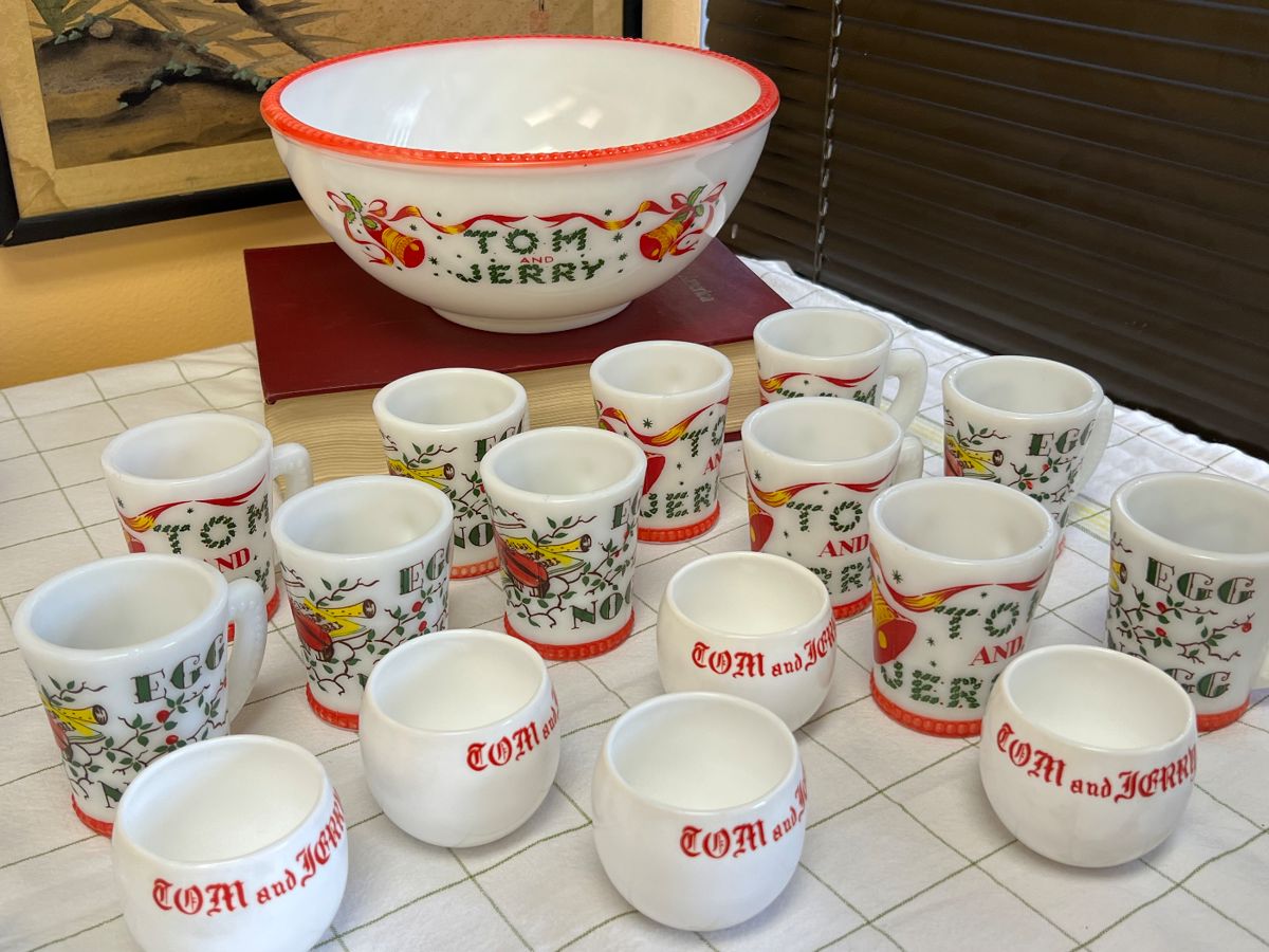 Tom and Jerry milk glass punch bowl set