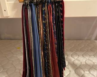 Numerous men's ties. Clean and in excellent condition.