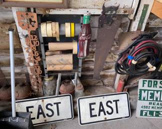 Vtg. Coke thermometer - street signs 