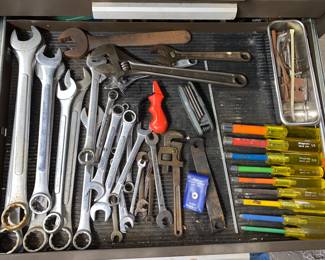 Sooo many tools !