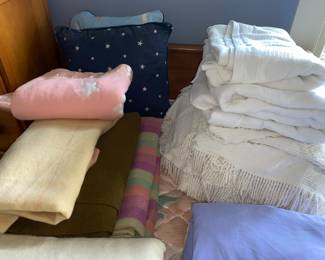 Assorted linens and blankets