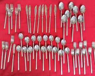 FLATWARE LOT