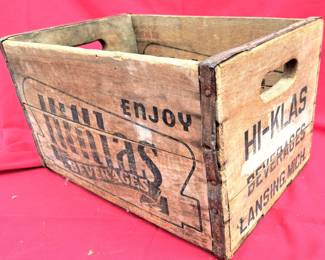 RARE HI-KLASS BEVERAGE WOOD BOTTLE CRATE LANSING MI