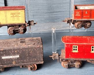 LIONEL METAL TRAINS LOT 4 PC