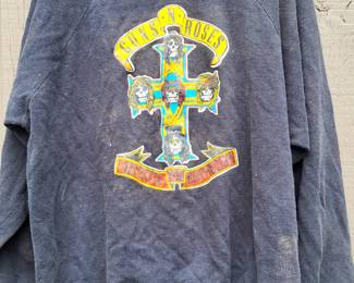 GUNS & ROSES ROCK & ROLL SWEATSHIRT VINTAGE CLOTHING