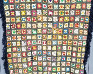 CROCHET SQUARES QUILT