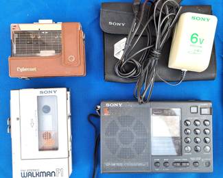 SONY WALKMAN LOT