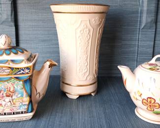 LENOX & OTHER TEAPOT LOT