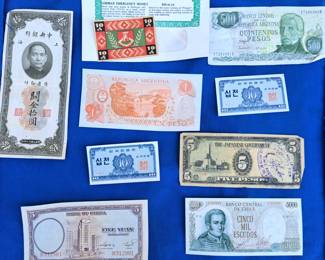 FOREIGN CURRENCY LOT