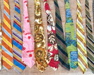 FABULOUS VINTAGE TIES LOT