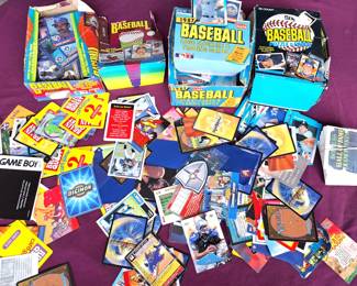 BASEBALL CARDS & OTHER TRADING CARDS