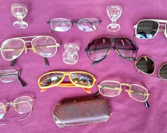 VINTAGE GLASSES