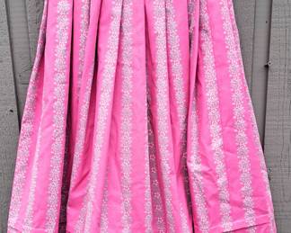 VINTAGE LADIES CLOTHING SKIRT DIRND ECKE GERMAN