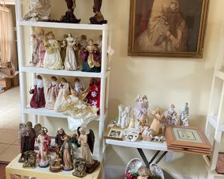 Various sized angels, Jenny Lind Portrait