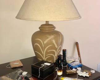 Very vintage lamp - moriage design on base