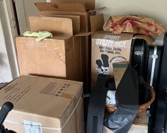 Dozens more fender & top name guitar cases, all new