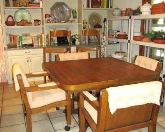 Mid Century Wood Dining Table w/Leaf & 6 Chairs