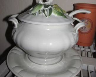 1961 N.S. Augustin Co. USA Soup Tureen with Ladle