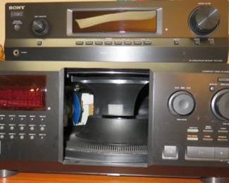 Sony FM Stereo/FM-AM Receiver STR-DH130, CD Player