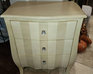 Alexia Banbe 3 Drawer Chest