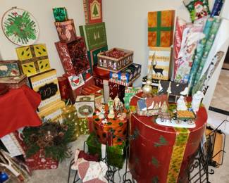 Christmas Decor - Christmas Boxes