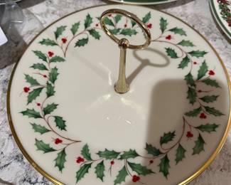 Lenox dishes - Christmas is coming!